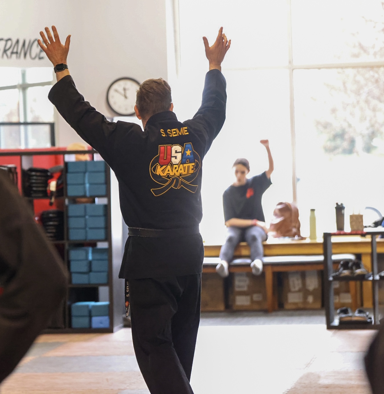 Steven Seme teaching a large karate class